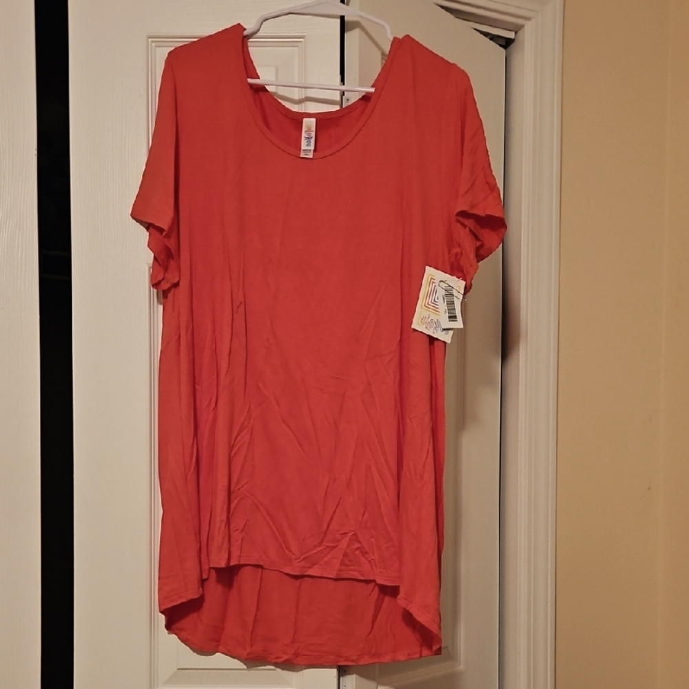 Women's Coral Top